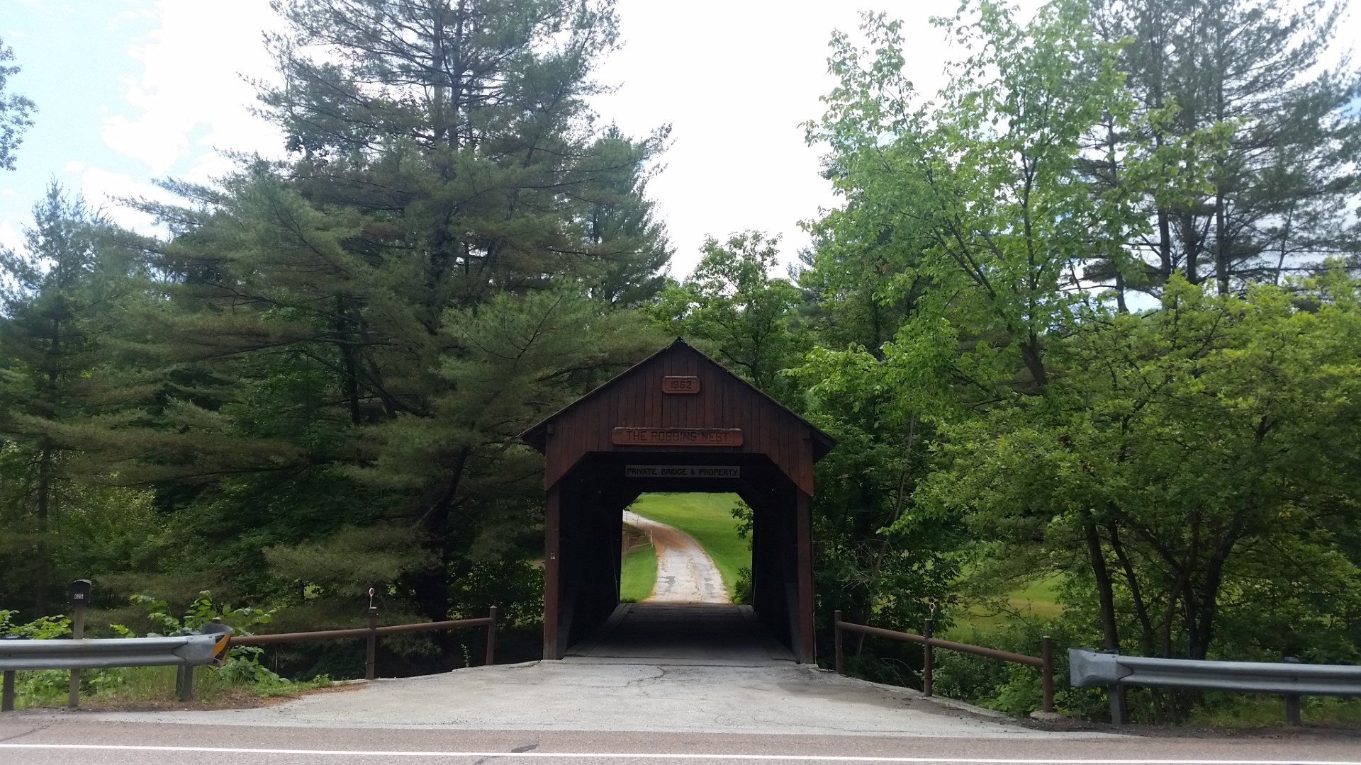 Robbins%20Nest%20Covered%20Bridge